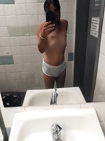 Lexiee loves to be fucked
