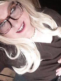 Sexy queen with big breasts fucking