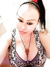 TGIRL40: The alluring Jasmine!