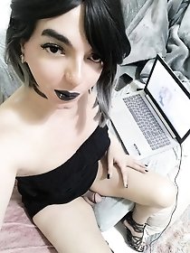 Exciting shemale slut gets her butt banged