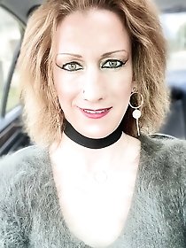 Sexiest ladyboy bitches are posing naked for cash