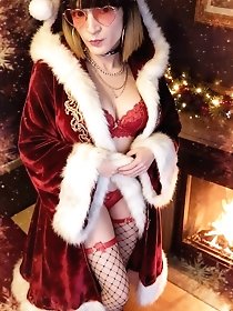 Tranny Carlezinha Mulherzinha gets her pussy creampied after licking cock enjoy