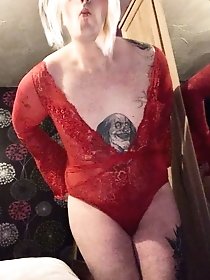 Sexiest shemale slut is posing naked